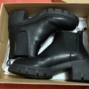 Steve Madden Howler boots